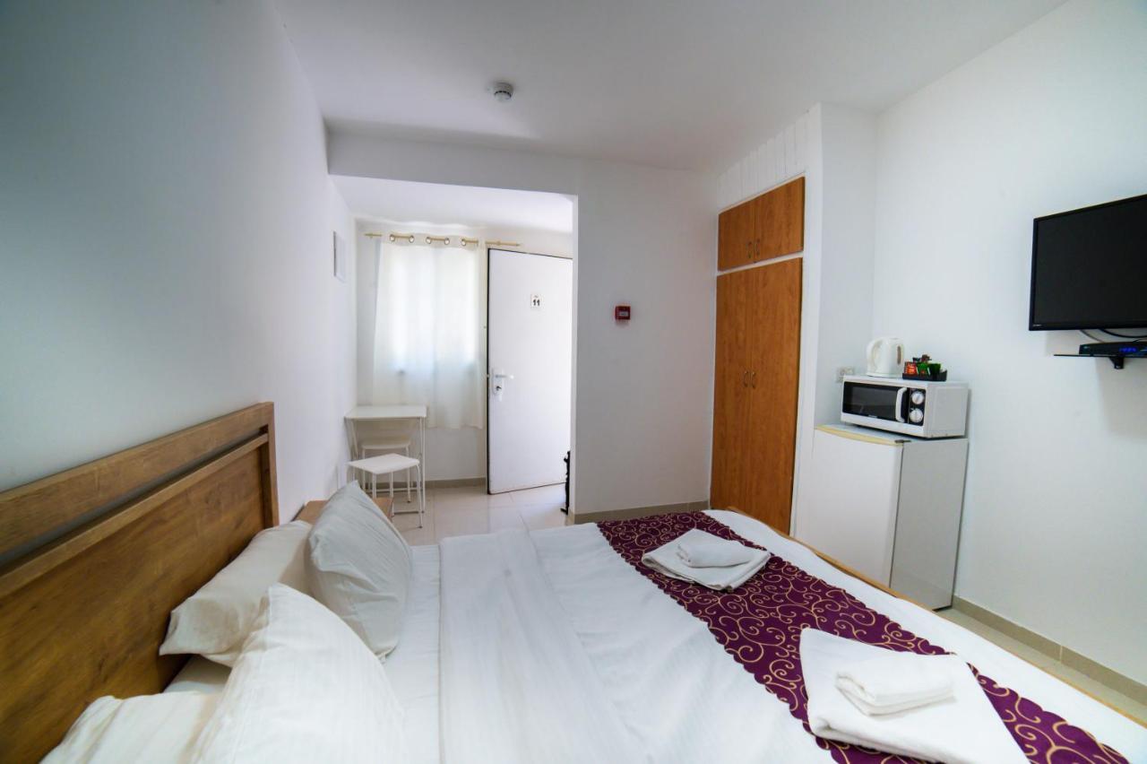 Agamim Hotel Ashkelon Exterior photo
