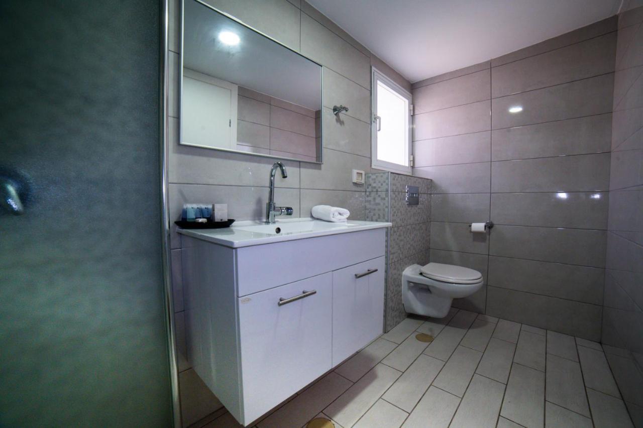 Agamim Hotel Ashkelon Exterior photo