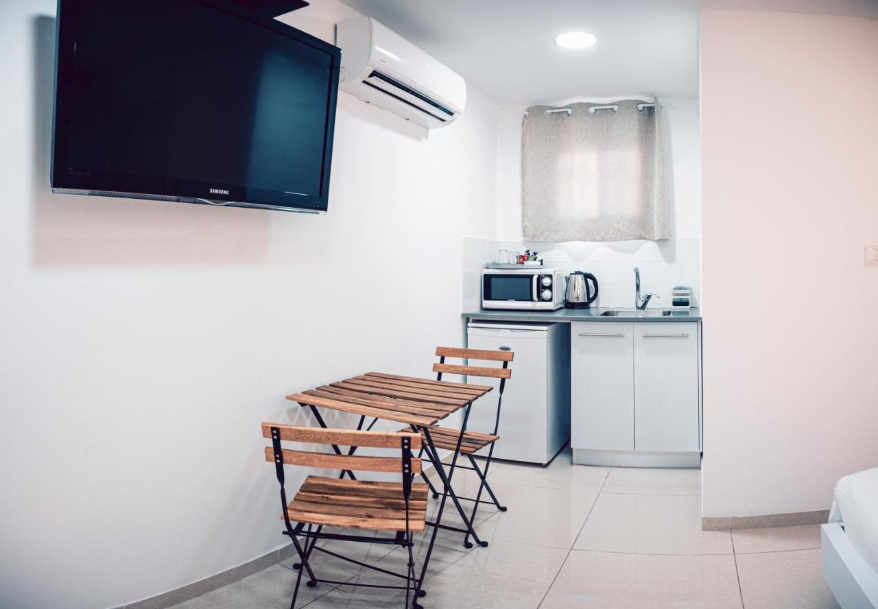 Agamim Hotel Ashkelon Exterior photo