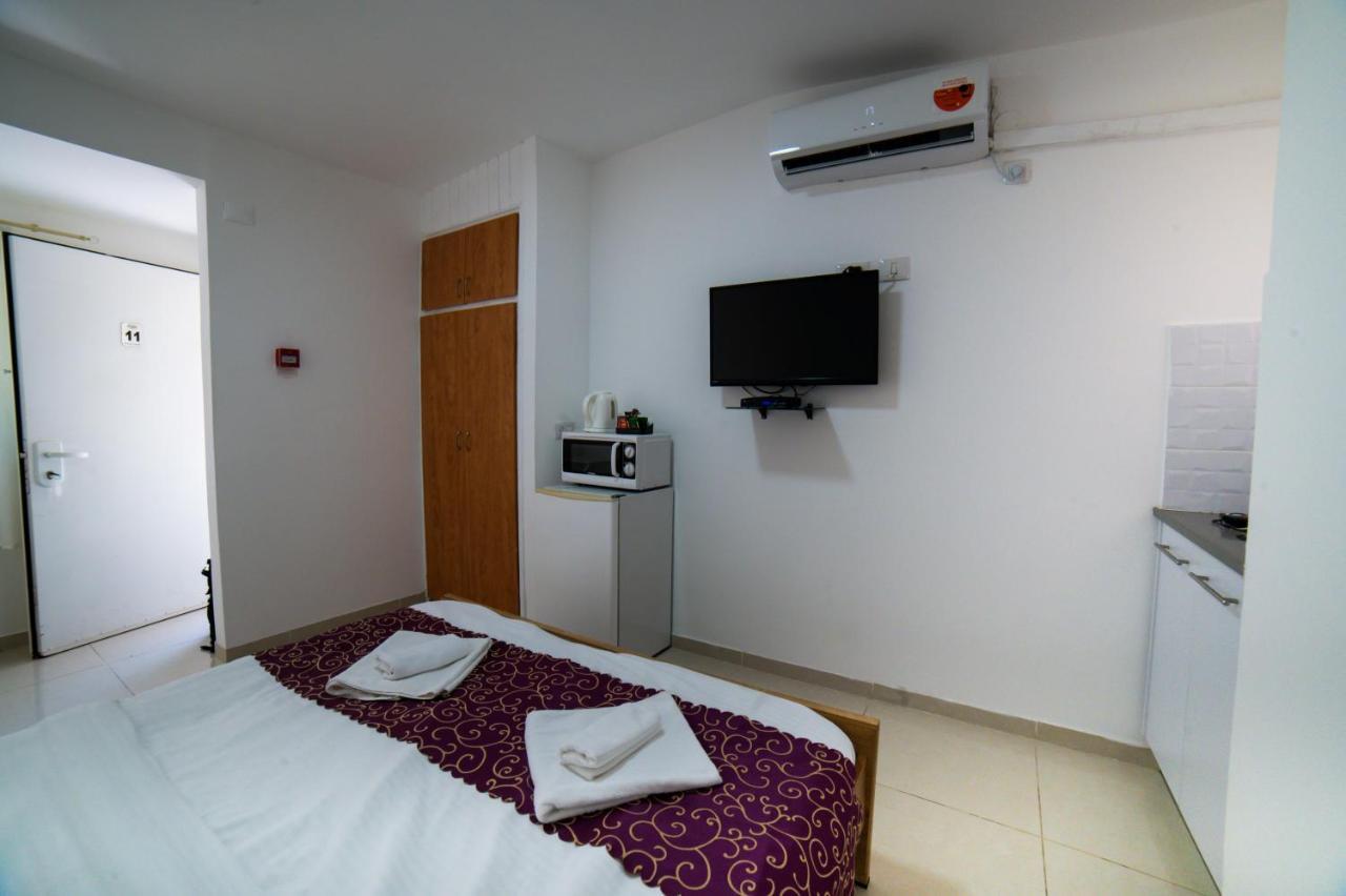 Agamim Hotel Ashkelon Exterior photo