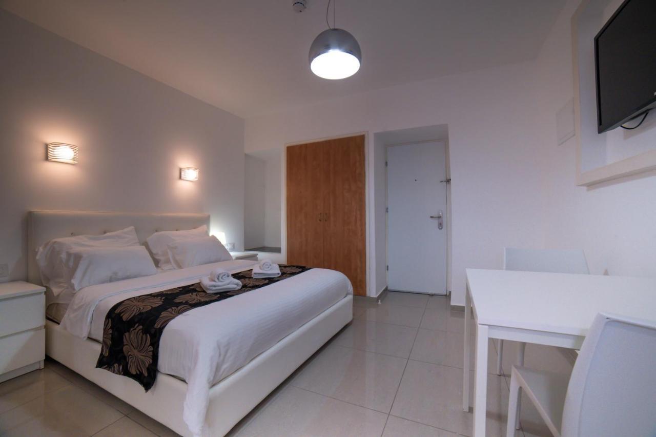 Agamim Hotel Ashkelon Exterior photo